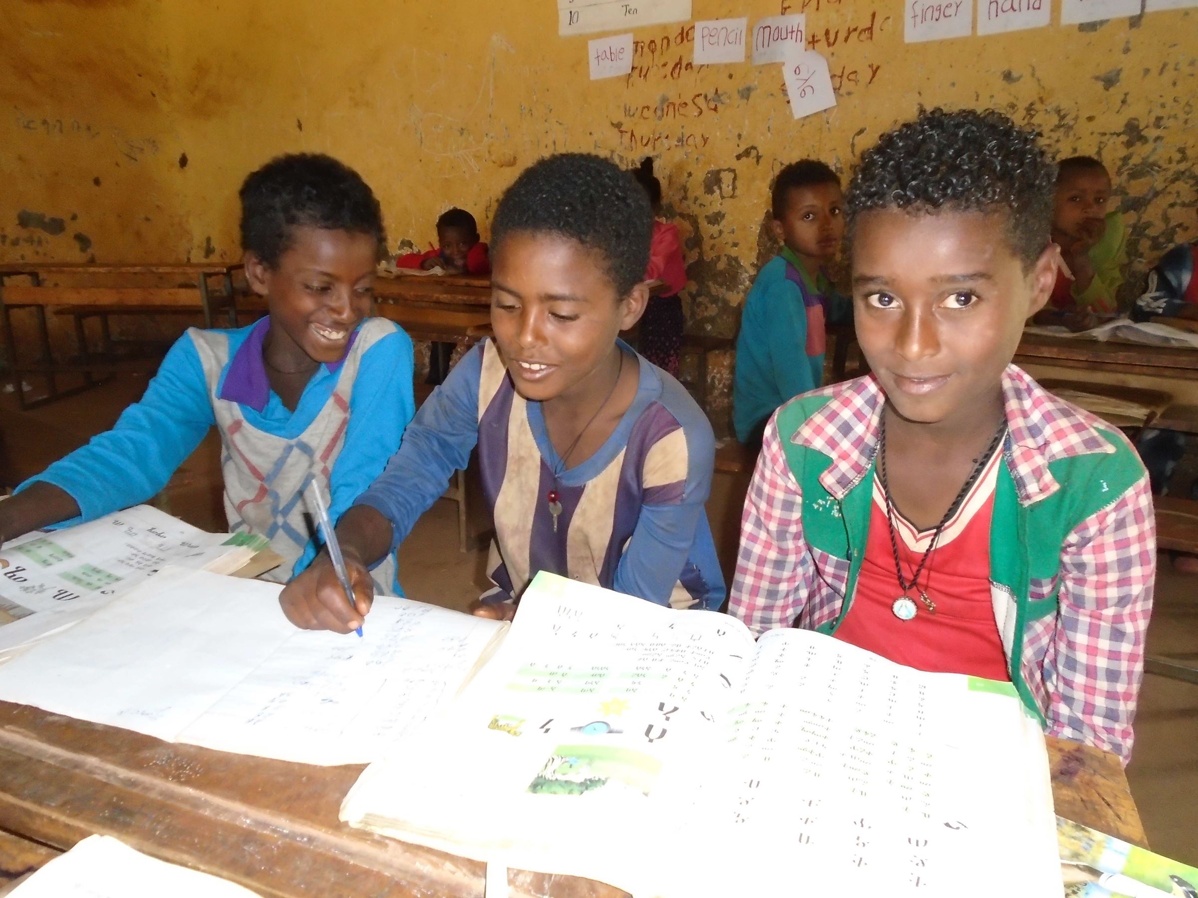 Schulmädchen in Äthiopien (Foto: Kindernothilfepartner) Schulmädchen in Äthiopien (Foto: Kindernothilfepartner)