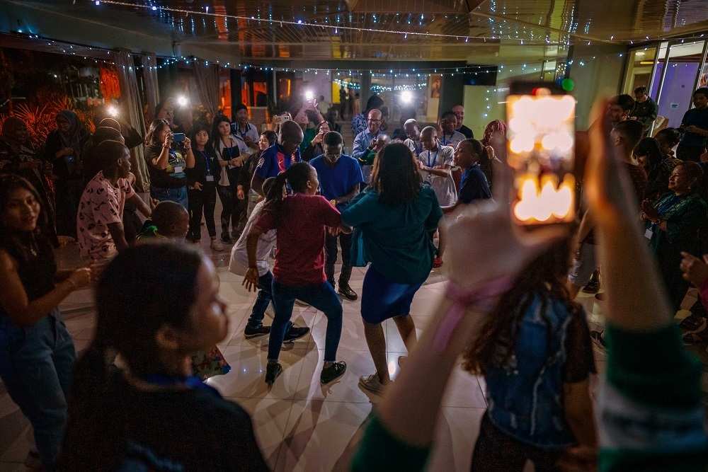 Party am Abend der Kulturen (Quelle: Jakob Studnar) Party am Abend der Kulturen (Quelle: Jakob Studnar)